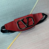 발렌티노 벨트백 힙색 슬링백 허리가방