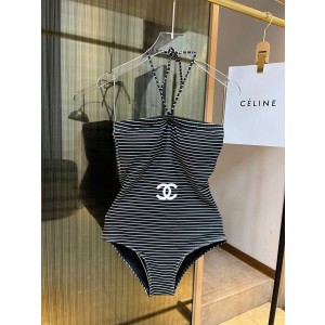 샤넬 여자 수영복