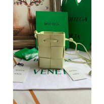 보테가베네타 미니 여자가방  680217