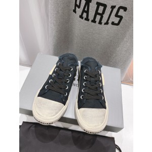 발렌시아가 남여공용 캐주얼 스니커즈