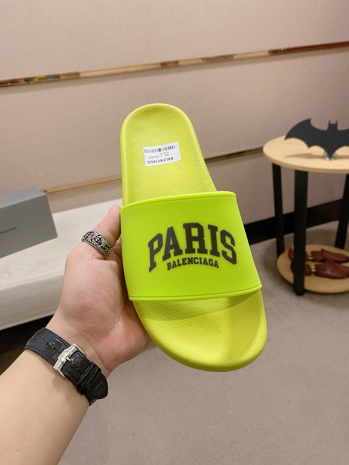 발렌시아가 남자 슬리퍼