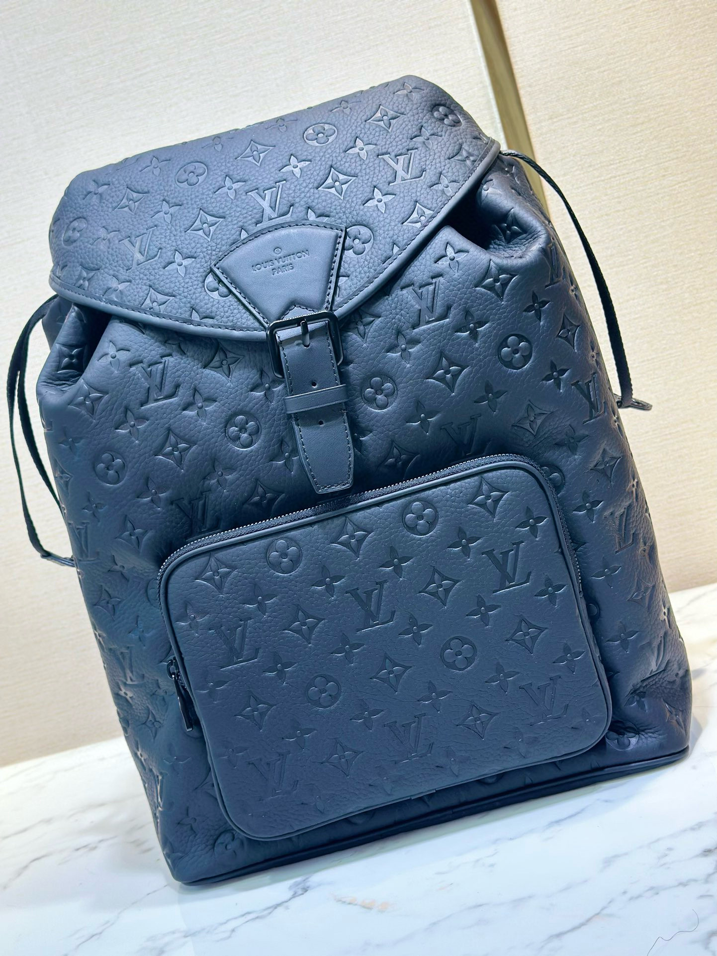 루이비통 M23127 백팩