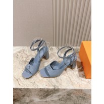 루이비통 여자 샌들 8.5cm