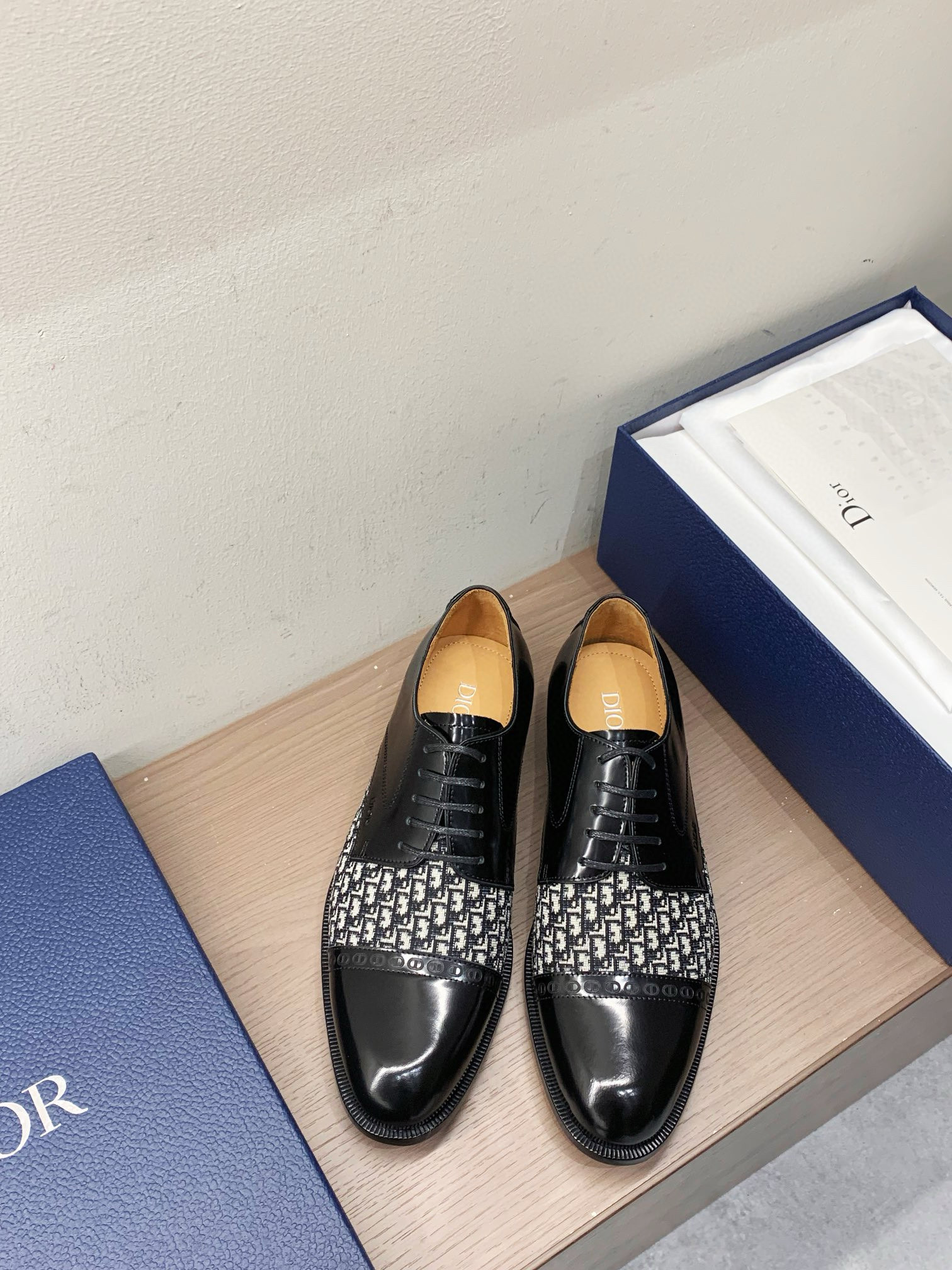디올 남자 구두