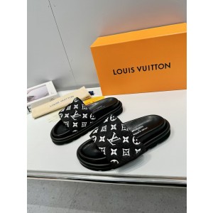 루이비통 남여 공용 슬리퍼