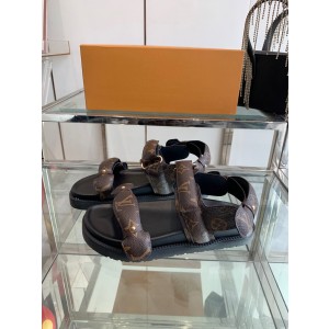 루이비통 남여 공용 샌들