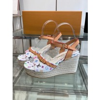 루이비통 여자 샌들 8.5cm