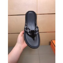 루이비통 남자 슬리퍼