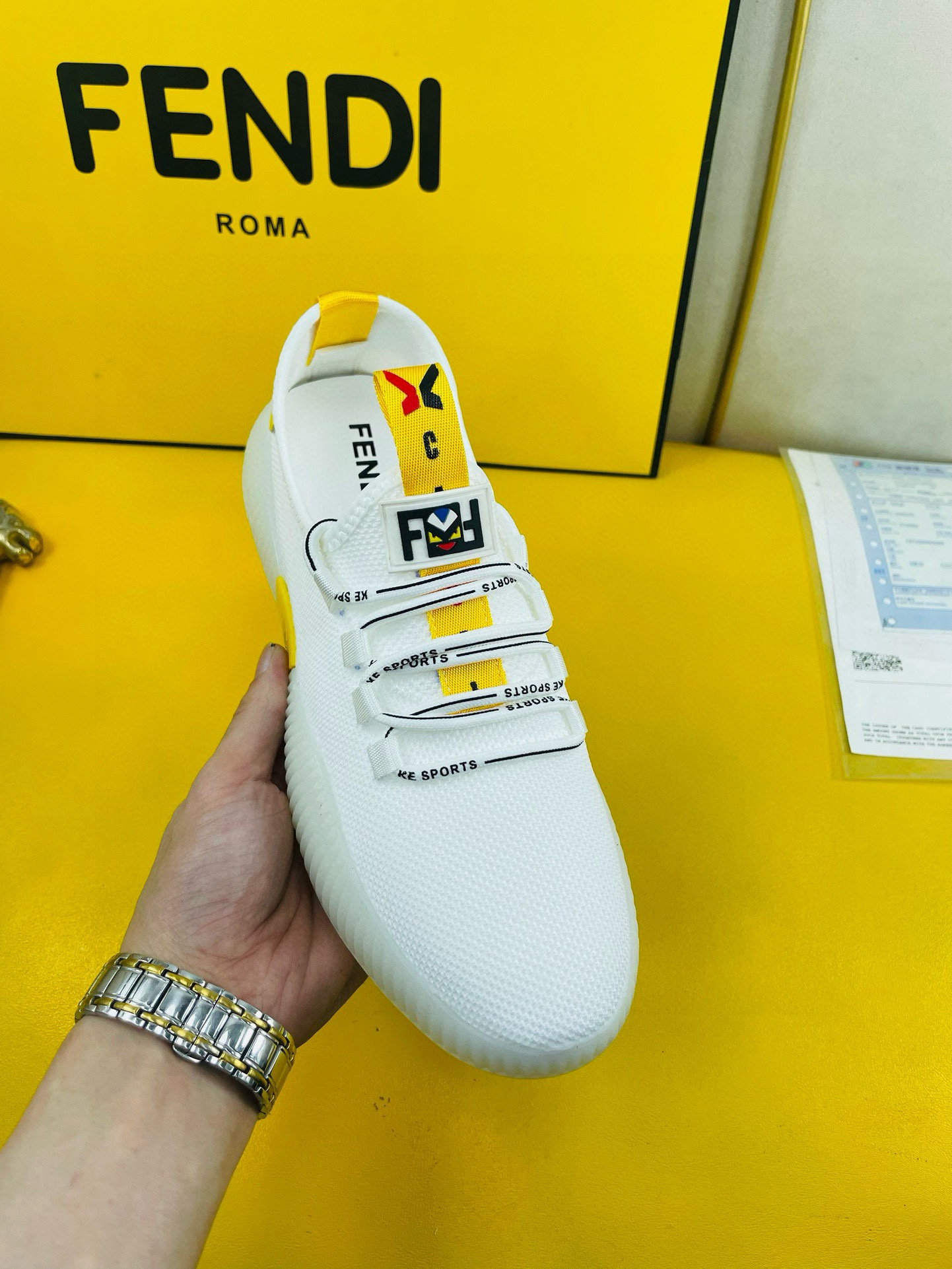 펜디 남자신발 운동화 스니커즈