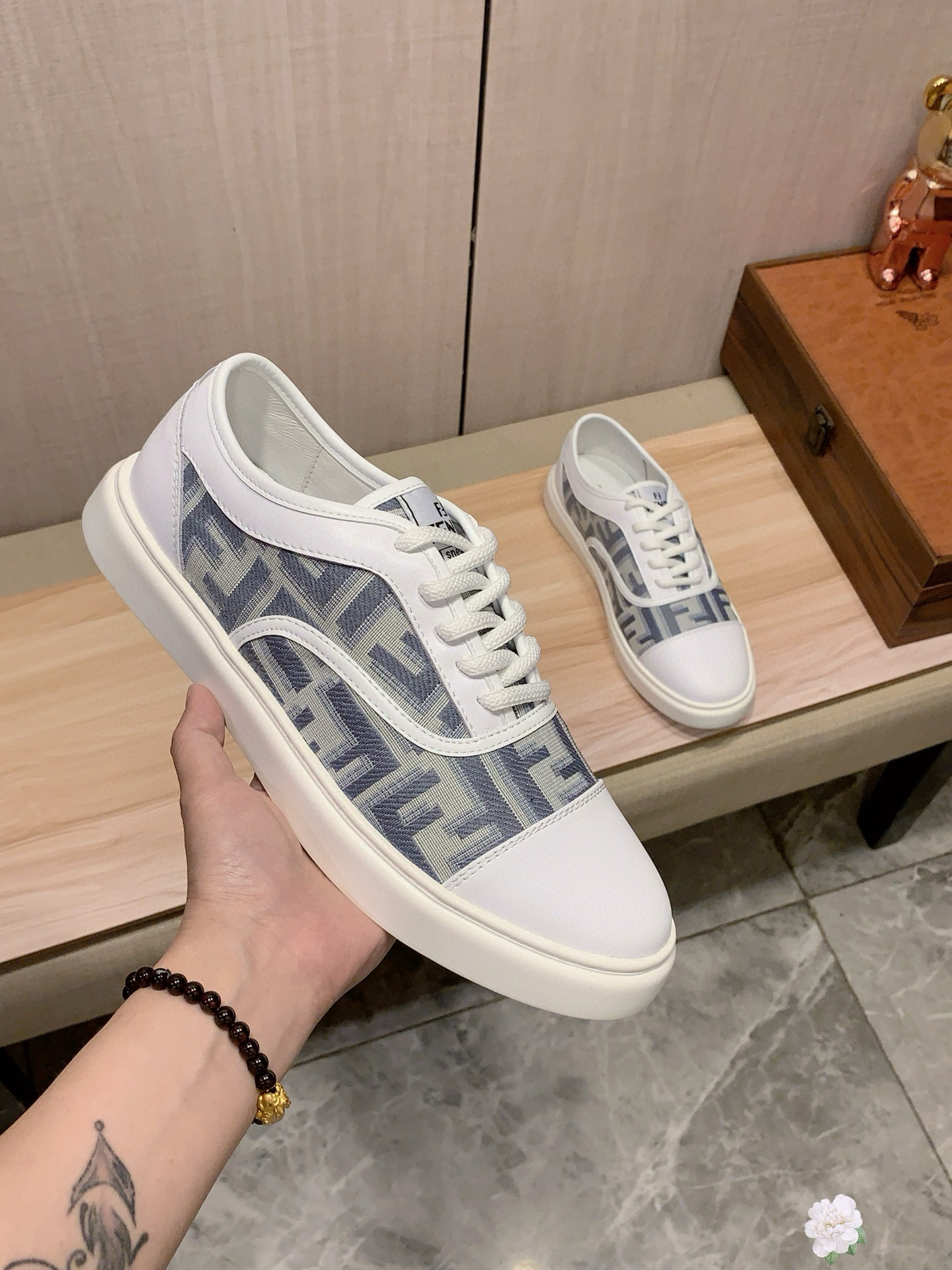 펜디 남자신발 운동화 스니커즈