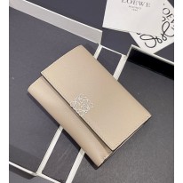 로에베 여자 반지갑