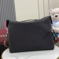 구찌 남자가방 821668