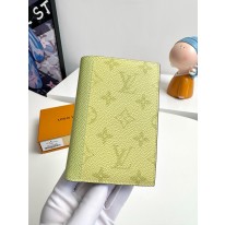 루이비통 남자 여권지갑 M14115