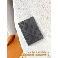 루이비통 여권지갑 M14792