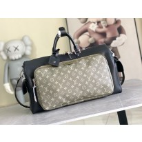 루이비통 M12690 여행가방