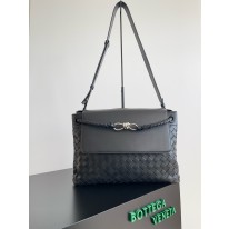 보테가베네타 807715 남자가방