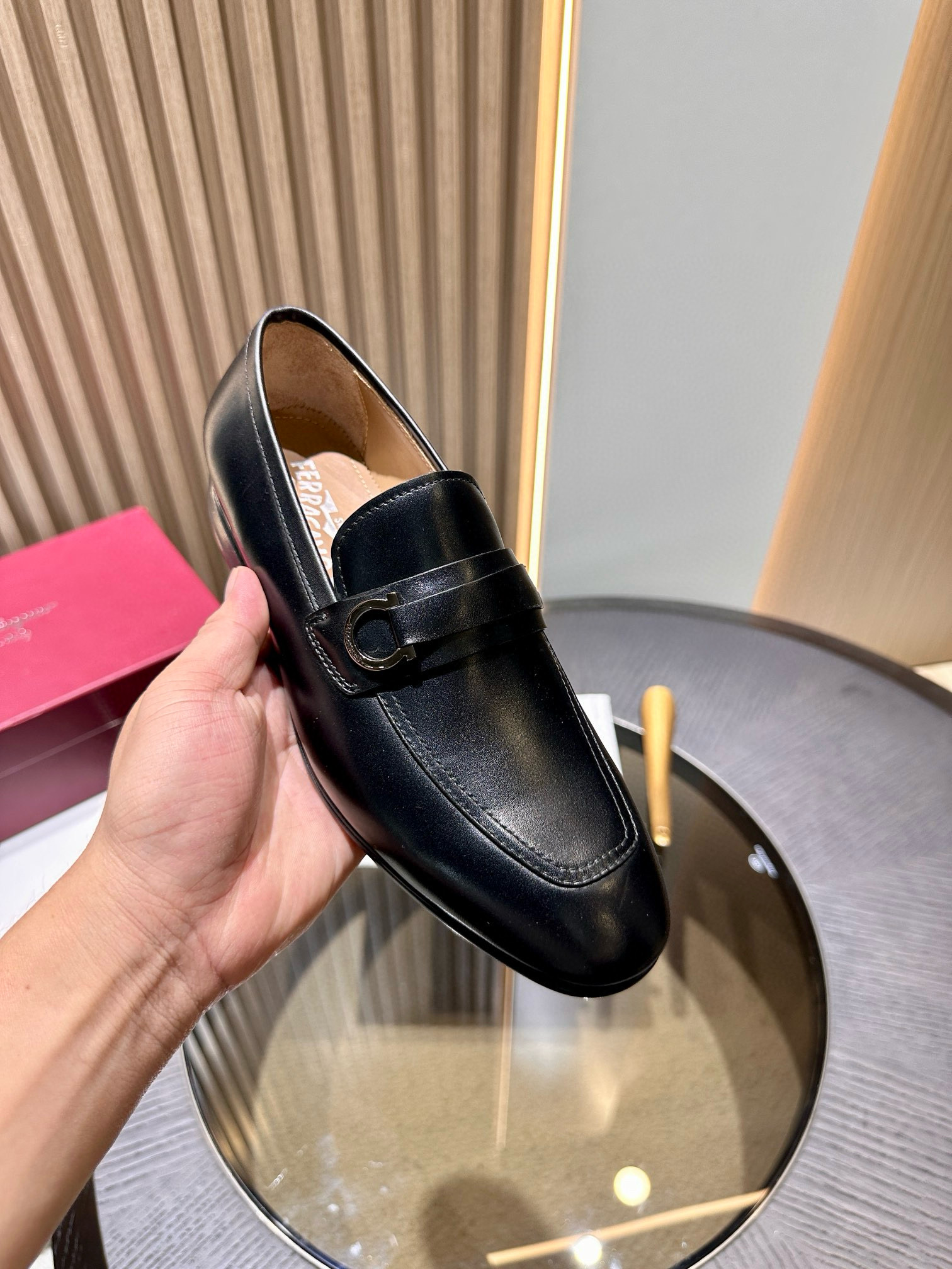 페라가모 남자 구두