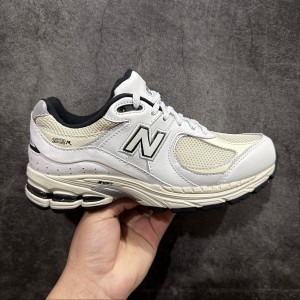 뉴발란스 2002 남녀공용 신발 운동화 스니커즈