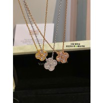 반클리프앤아펠 목걸이