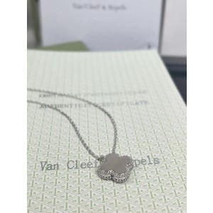 반클리프앤아펠 목걸이
