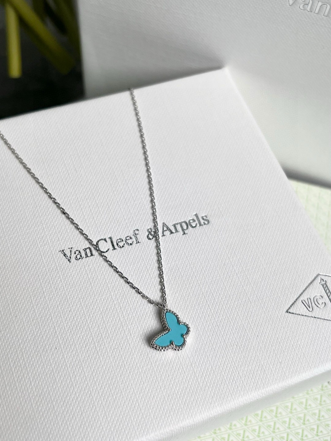 반클리프앤아펠 목걸이