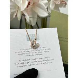 반클리프앤아펠 목걸이