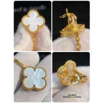 반클리프앤아펠 귀걸이