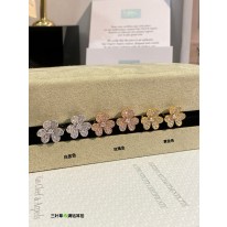 반클리프앤아펠 귀걸이