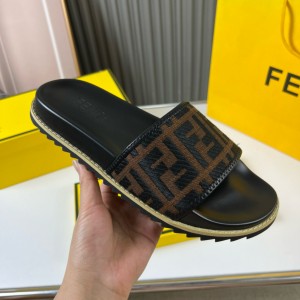 펜디 남자 슬리퍼