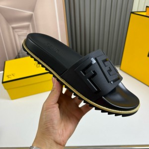 펜디 남자 슬리퍼