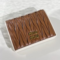 미우미우 5MV204 여자 반지갑