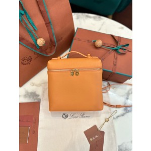 로로피아나 여자가방