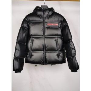 프라다 남자 패딩