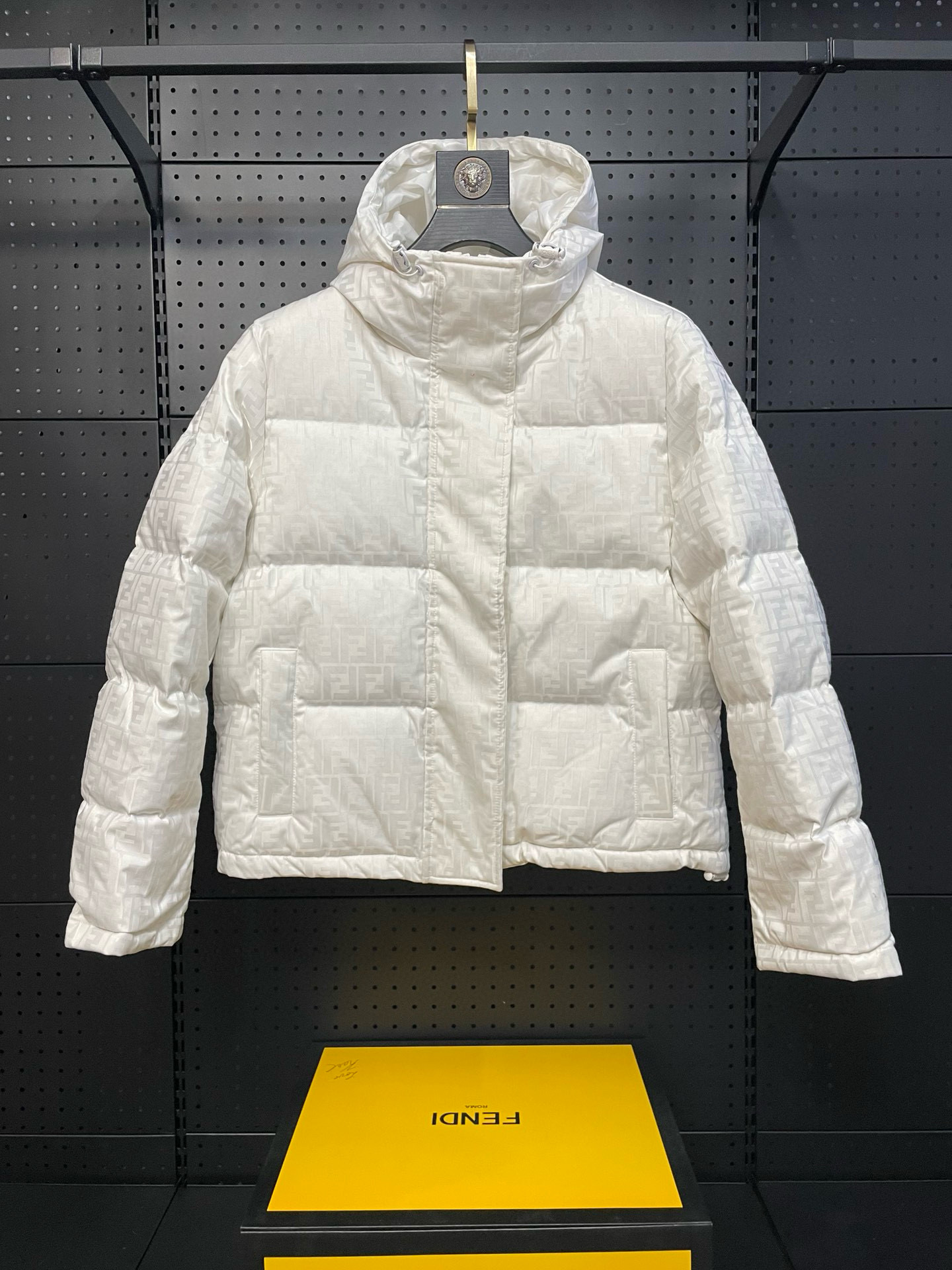 펜디 남자 패딩