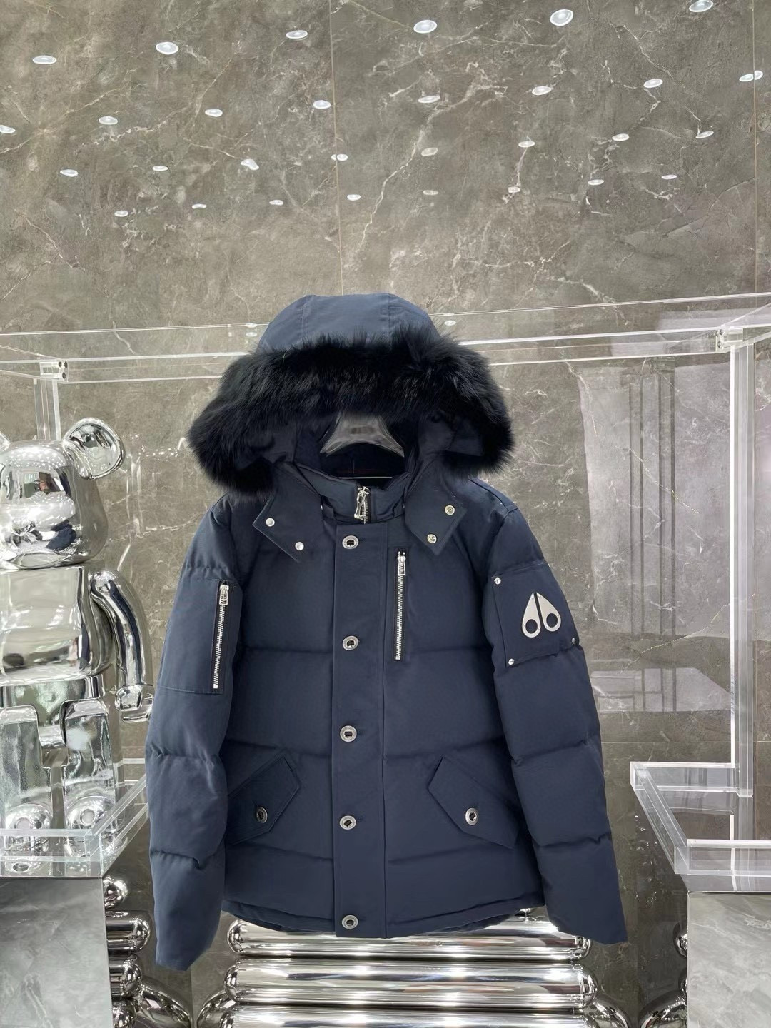 무스너클 남녀공용 패딩