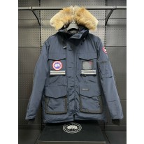 캐나다구스 남녀공용 패딩
