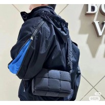 보테가베네타 남자 자켓