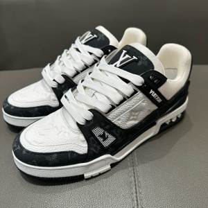 루이비통 트레이너 남녀공용 신발 운동화 스니커즈