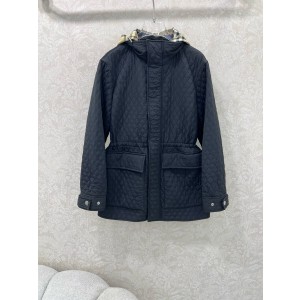 버버리 여자 자켓