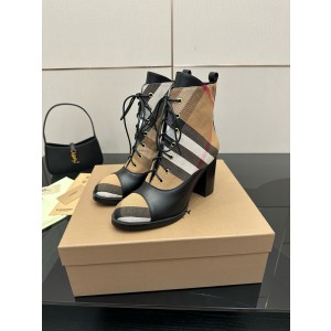 버버리 10CM 여자 부츠