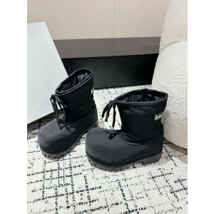 발렌시아가 남여공용 부츠