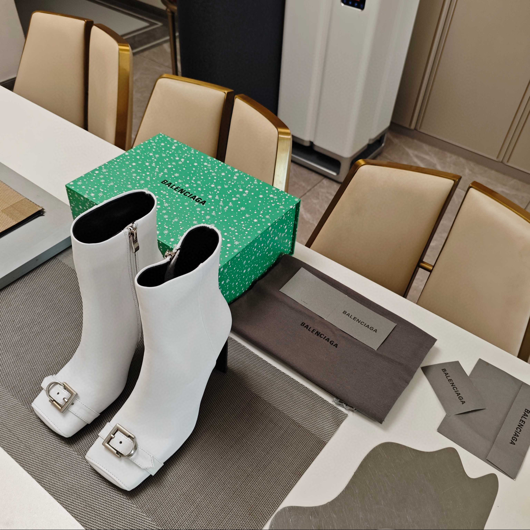 발렌시아가 11.5CM 여자 부츠