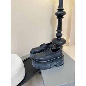 발렌시아가 8CM 여자 부츠