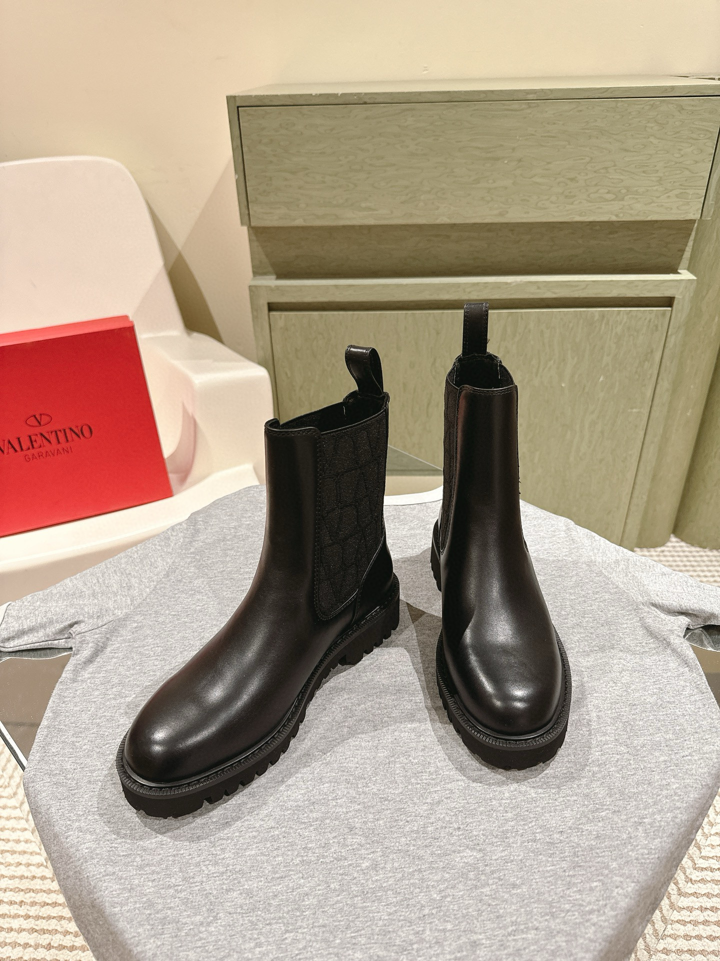 발렌티노 여자 부츠