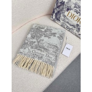 디올 스카프