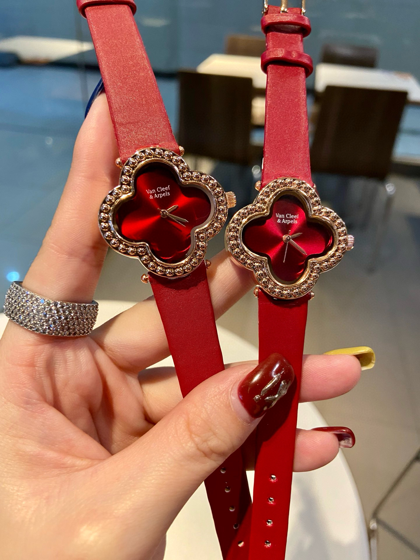 반클리프앤아펠 6칼라 A급 여자 시계