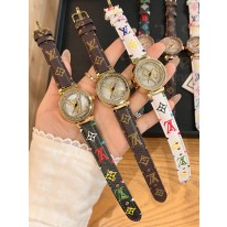 루이비통 3칼라 A급 여자 시계