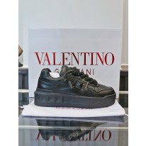 발렌티노 남녀공용 신발 운동화 스니커즈