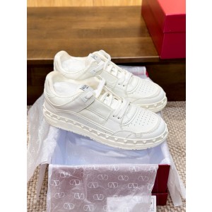 발렌티노 남녀공용 신발 운동화 스니커즈