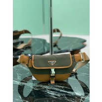 프라다 2vh176 슬링백